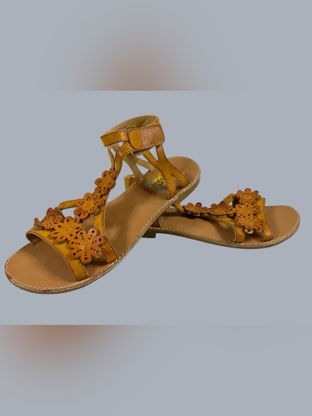 Rachel Shoes Big Girls Tan Floral T-Strap Leather Sandals Size 4